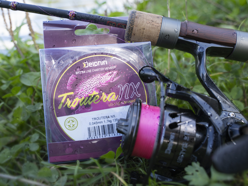 Šňůra Delphin TROUTERA NX 0,045mm 1,7kg 135m